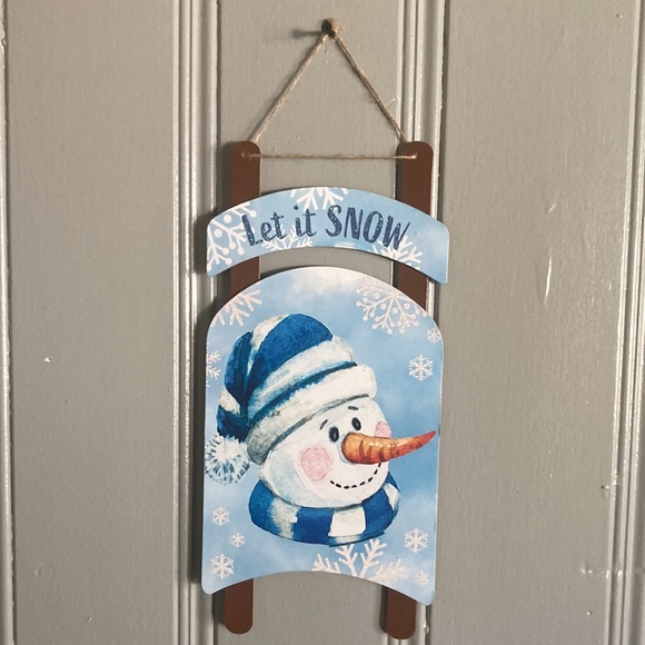 NWT Let It Snow- Snowman ⛄️ Holiday Sleigh Decoration Sign - Picture 12 of 17